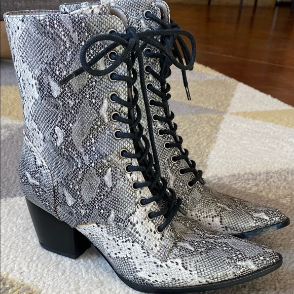 COCONUT by Matisse Cody Brown Faux Snake Skin Lace-Up Pointed Toe